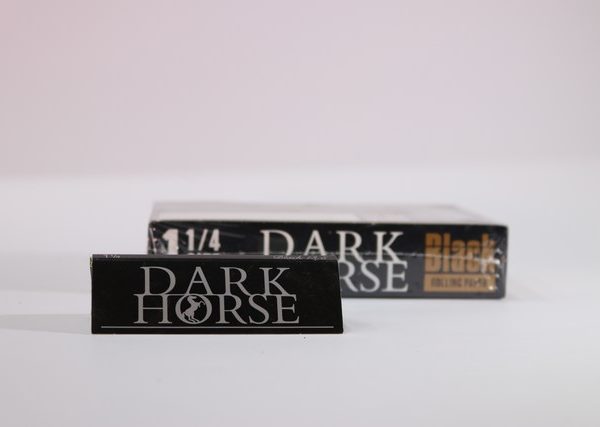 dark horse black 1 1/4